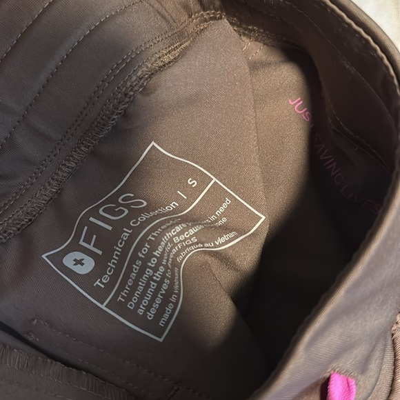 Figs Scrub Set - Picture 3 of 3